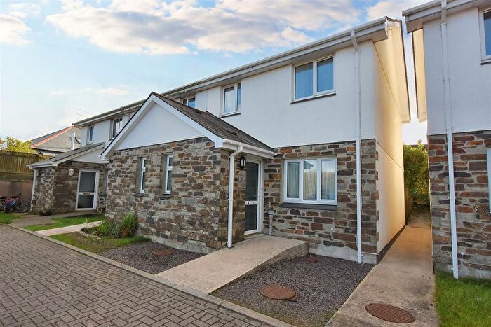 3 Bedroom End Of Terrace House For Sale In Hawkeys Mews, Lanner Hill, Redruth, TR15