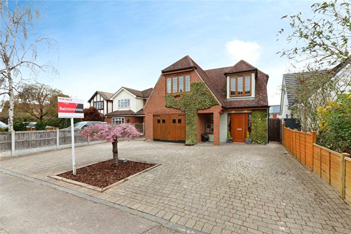 4 Bedroom Detached House For Sale In Park Lane, Ramsden Heath, Billericay, Essex, CM11