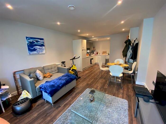 1 Bedroom Apartment To Rent In Albion House, Pope Street, St Georges Urban Village, Birmingham, B1