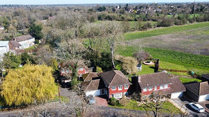 4 Bedroom Detached House For Sale In The Binghams, Maidenhead, SL6