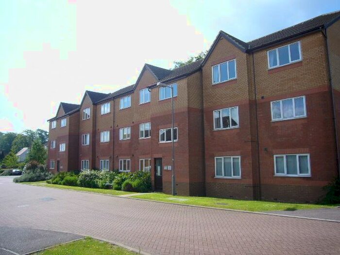 1 Bedroom Flat To Rent In Simpson Close, Leagrave, Luton, LU4