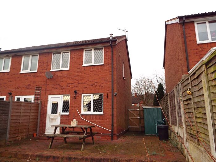2 Bedroom Semi-Detached House To Rent In Wilnecote, Tamworth, B77