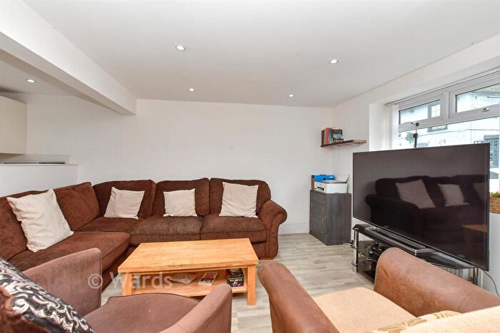 4 Bedroom End Of Terrace House For Sale In The Street, Iwade, Sittingbourne, Kent, ME9