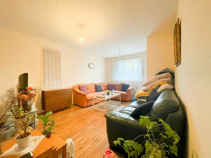1 Bedroom Flat To Rent In Tramway, Edmonton N9