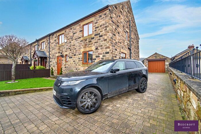 4 Bedroom Cottage For Sale In Middlecliff Lane, Little Houghton, Barnsley, S72