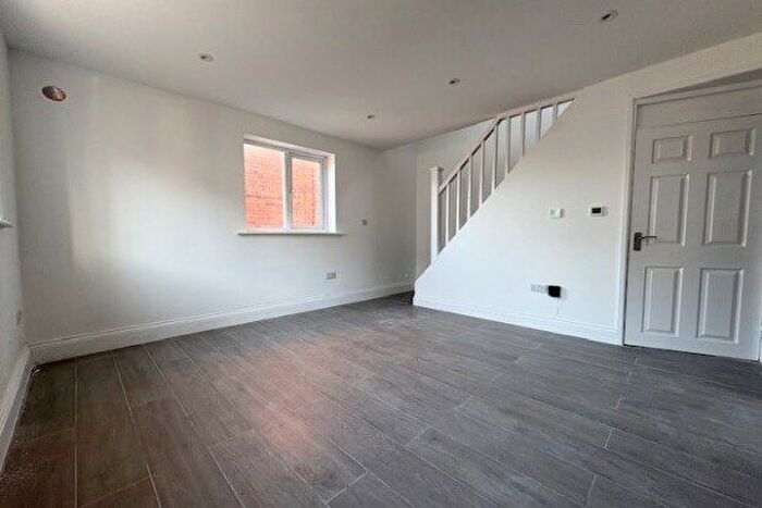 2 Bedroom Property To Rent In Crombey Street, Swindon, SN1