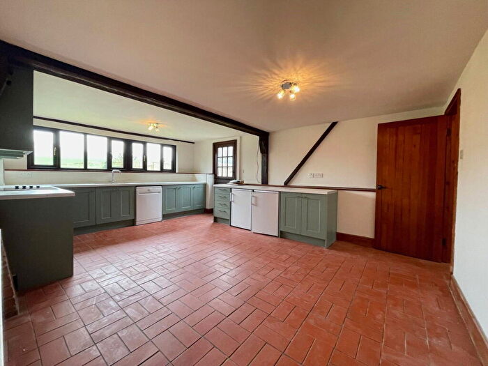 4 Bedroom Semi-Detached House To Rent In Newbury Road, Compton, Newbury, RG20