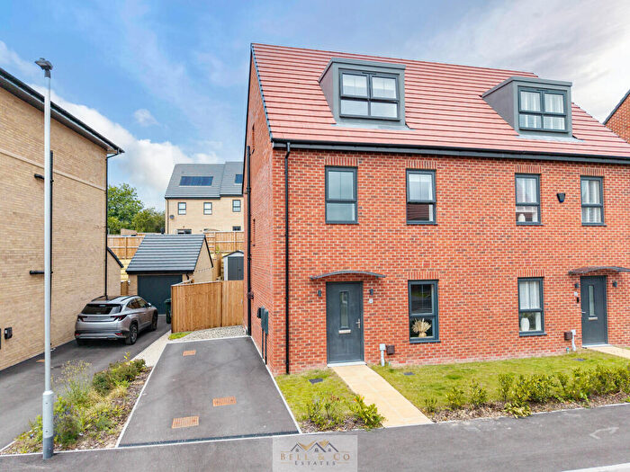 4 Bedroom Semi-Detached House For Sale In Bluebell Close, Kiveton Park, Sheffield, S26