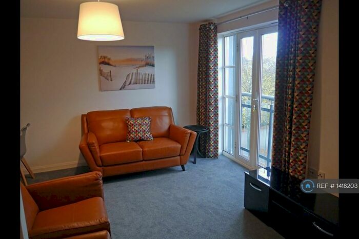 1 Bedroom Flat To Rent In Magretian Place, Cardiff, CF10