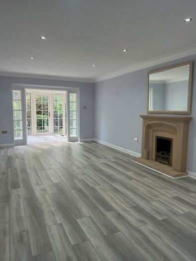 5 Bedroom House To Rent In Fairgreen East, London, EN4