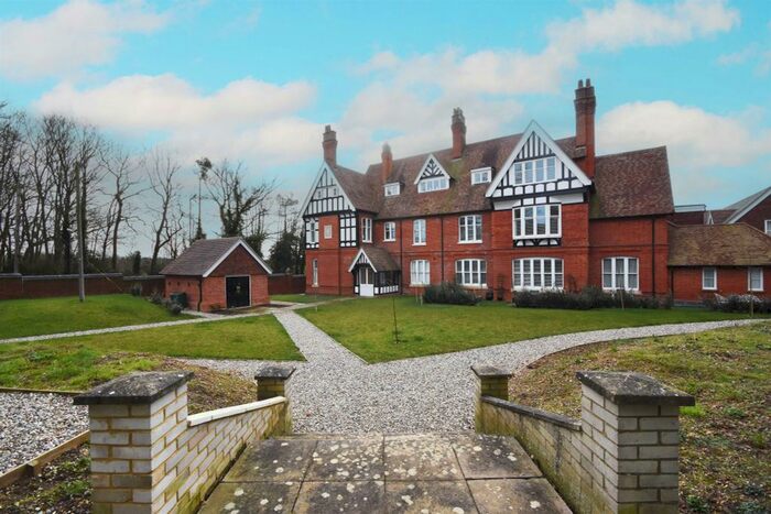 1 Bedroom Flat For Sale In High Garrett, Braintree, CM7