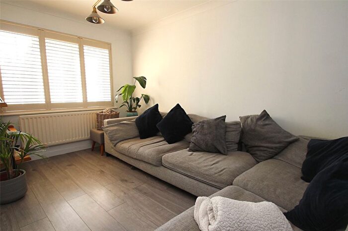 4 Bedroom Detached House For Sale In Stag Way, Fareham, Hampshire, PO15