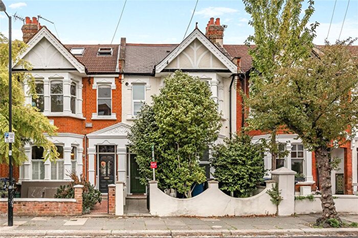 2 Bedroom Flat To Rent In First Avenue, London, W3