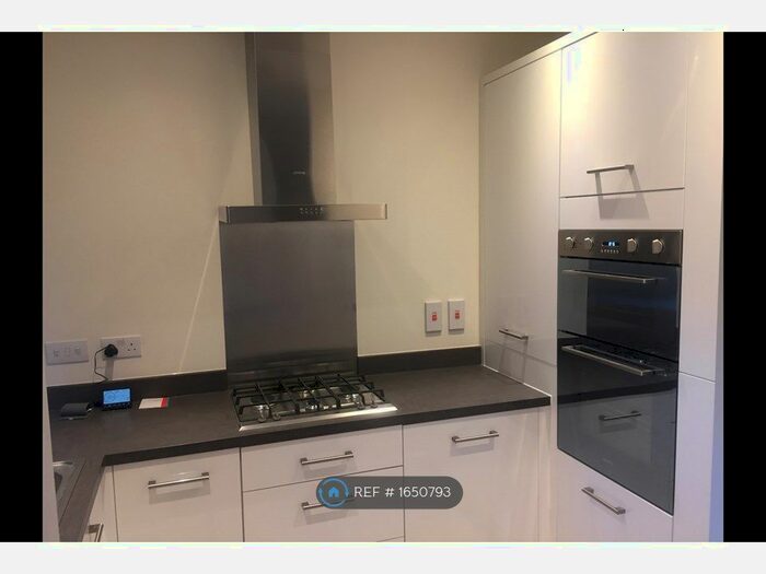 3 Bedroom End Of Terrace House To Rent In St Edmunds Way, Cambridge, CB22