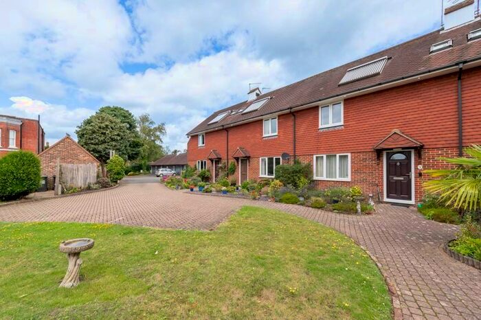 2 Bedroom Terraced House To Rent In Regency Close, Uckfield, TN22