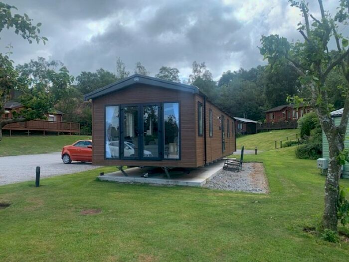 2 Bedroom Mobile/park Home For Sale In Reynard Crag Lane, High Birstwith, Harrogate, HG3