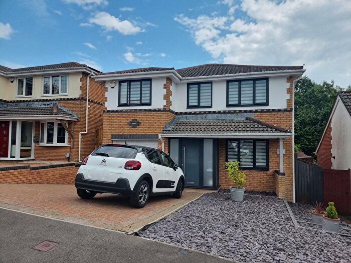 4 Bedroom Detached House For Sale In Brookfield Avenue, Barry, CF63