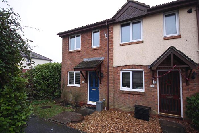 2 Bedroom Semi-Detached House To Rent In Knotgrass Road, Locks Heath, Southampton, SO31