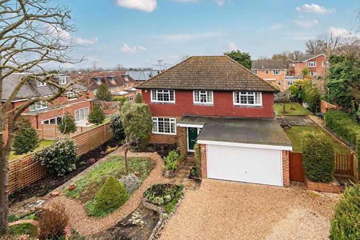 4 Bedroom Detached House To Rent In St. Omer Ridge, Guildford, GU1