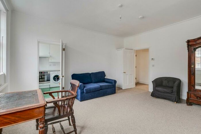 1 Bedroom Apartment To Rent In Balcombe Street, Marylebone, London, NW1