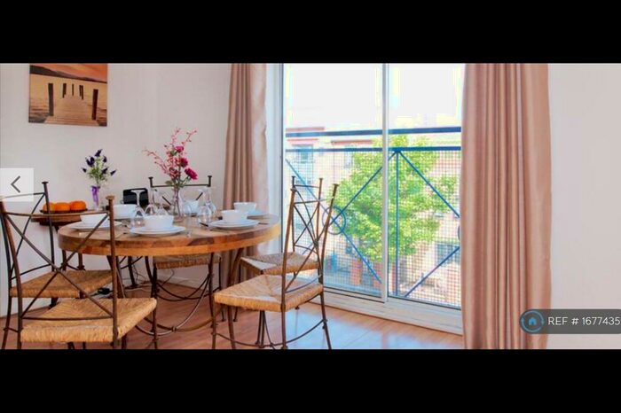 3 Bedroom Flat To Rent In Stretford Road, Manchester, M15