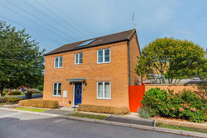 3 Bedroom Detached House To Rent In Whitley Close, Irthlingborough, NN9