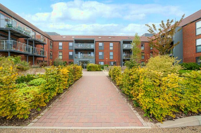 2 Bedroom Apartment To Rent In The Dean, Alresford, Hampshire, SO24