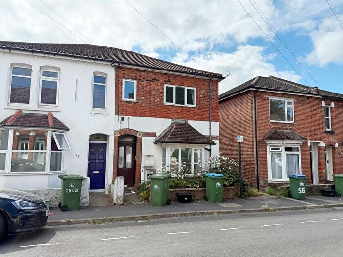 2 Bedroom Flat For Sale In A Cromwell Road, Southampton, SO15