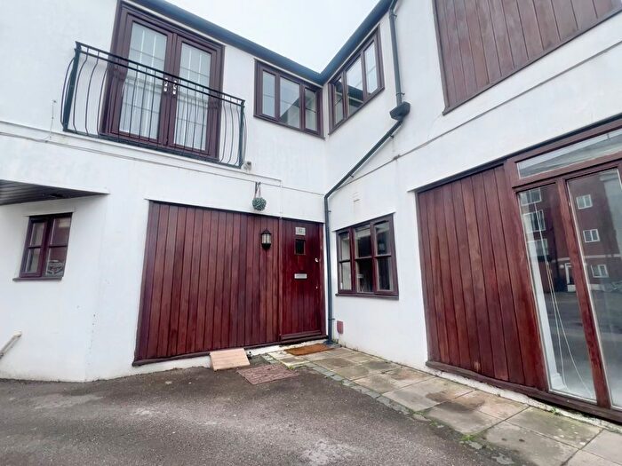 3 Bedroom End Of Terrace House To Rent In Belmont Place, Southsea, PO5