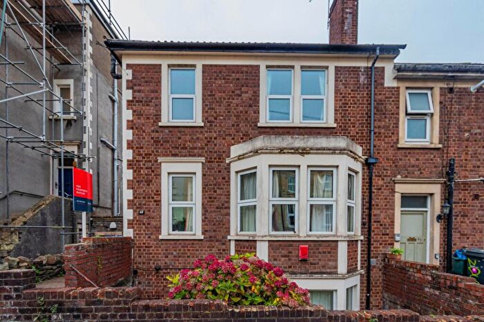 7 Bedroom End Of Terrace House To Rent In Cromwell Road, St Andrews, Bristol, BS6