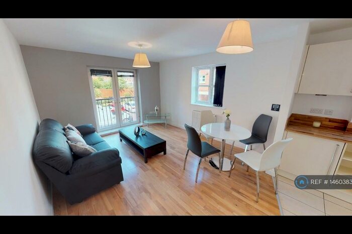 2 Bedroom Flat To Rent In Parliament Street, Derby, DE22