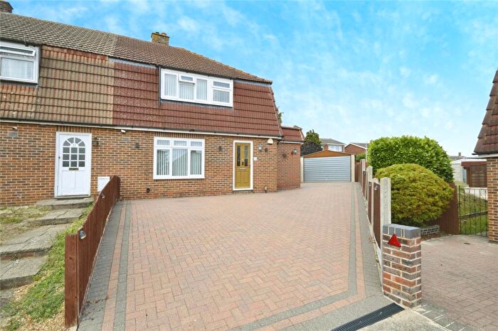 3 Bedroom Semi-Detached House For Sale In Aveling Close, Hoo, Rochester, Kent, ME3