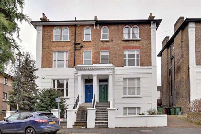 2 Bedroom Apartment For Sale In Glenton Road, Lewisham, London, SE13