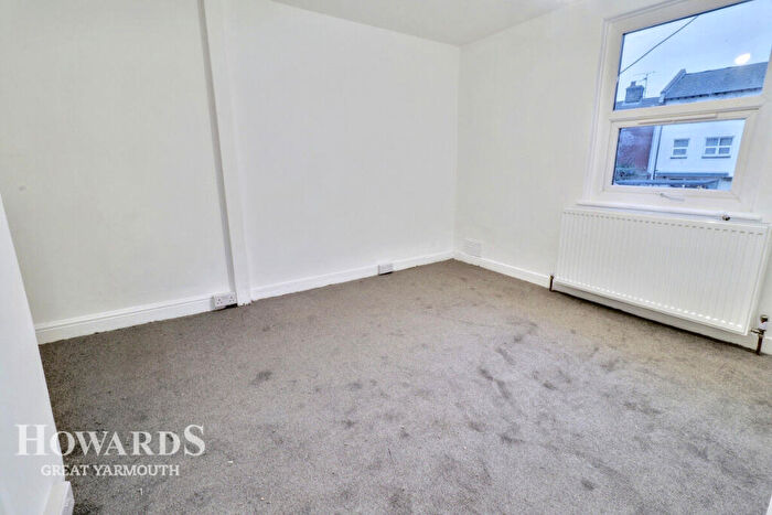 3 Bedroom Terraced House For Sale In St Peters Road, Great Yarmouth, NR30