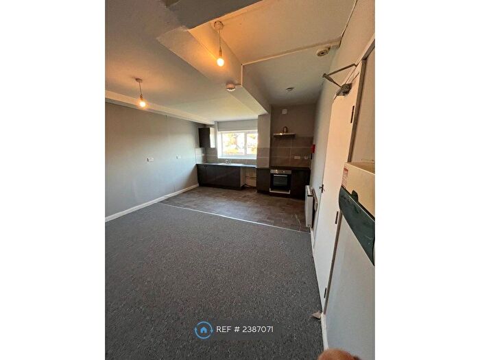 1 Bedroom Flat To Rent In The Malvern, Hastings, TN34