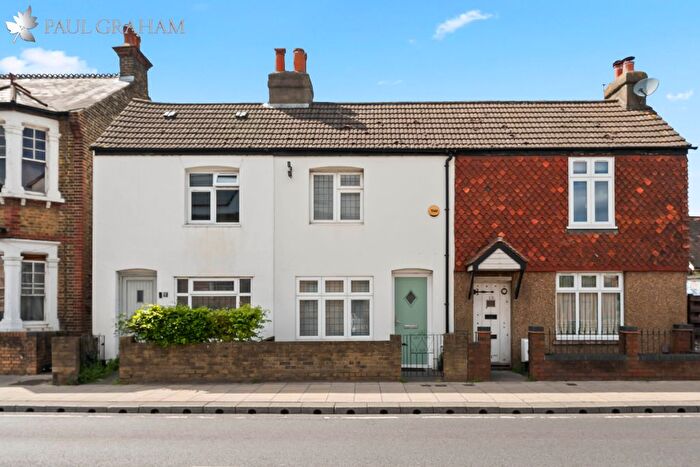 2 Bedroom Terraced House For Sale In Beddington Lane, Beddington, CR0