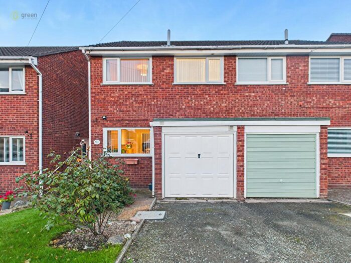 3 Bedroom Semi-Detached House For Sale In Tamworth Road, Two Gates, Tamworth, B77