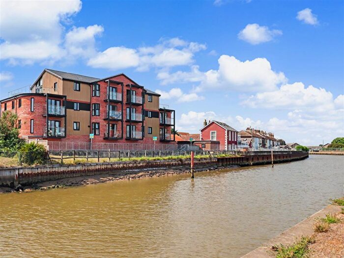 2 Bedroom Flat For Sale In Sidegate Road, Runham Vauxhall, NR30
