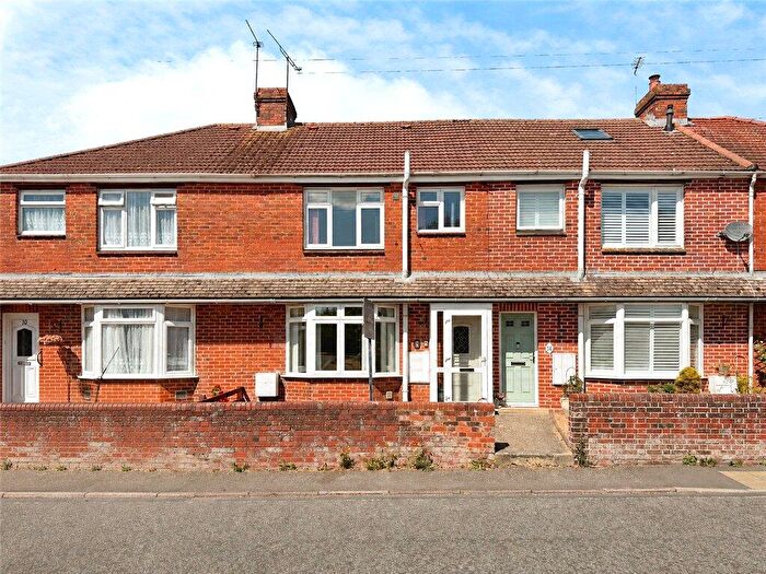 3 Bedroom Terraced House For Sale In Station Road, Romsey, Hampshire, SO51