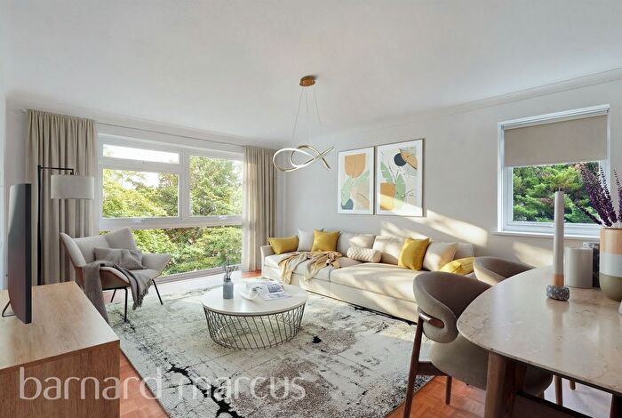 2 Bedroom Flat For Sale In Monks Walk, Reigate, RH2