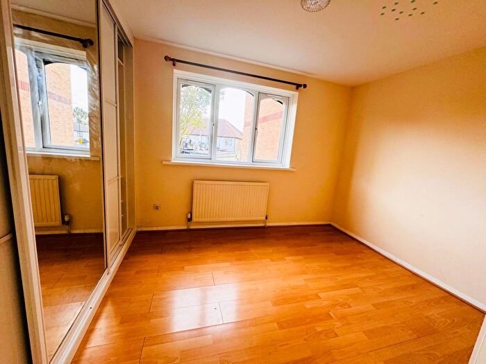 1 Bedroom Flat To Rent In Southall, UB2