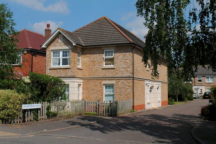 1 Bedroom Property To Rent In Sandringham Mews, Hampton TW12