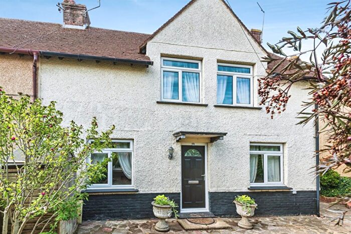 3 Bedroom Semi-Detached House For Sale In Corbyn Crescent, Shoreham-By-Sea, BN43