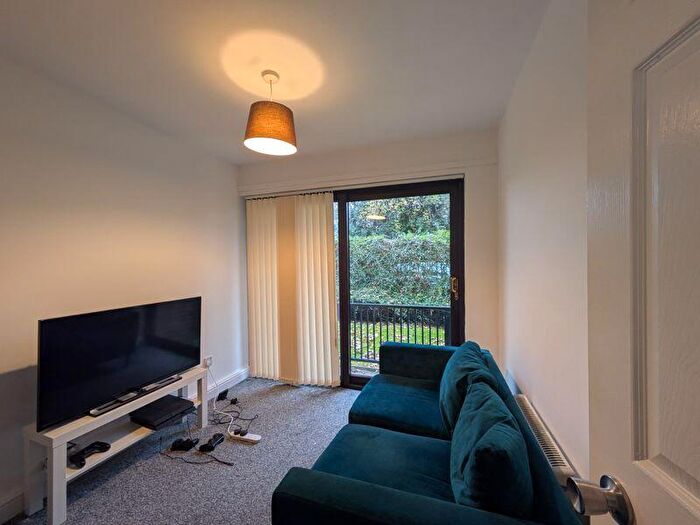 2 Bedroom Apartment To Rent In Flamingo Court, Nottingham, NG7