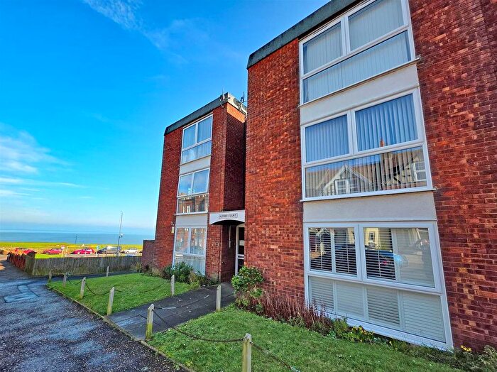 2 Bedroom Flat For Sale In Alfred Road, Cromer, NR27