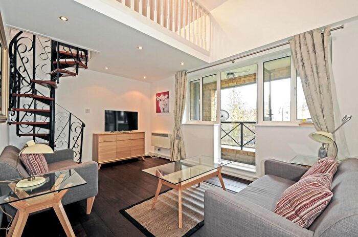 1 Bedroom Apartment For Sale In Wapping Lane, Park Lodge, E1W