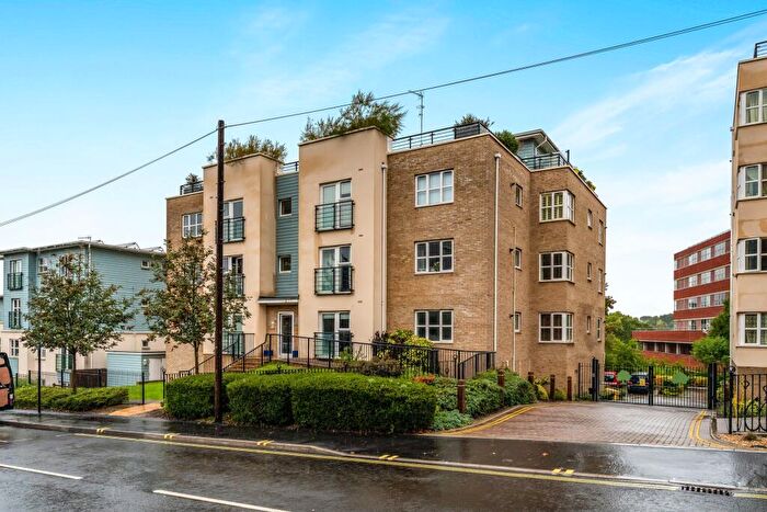 2 Bedroom Flat To Rent In Coxford Road, Southampton, SO16