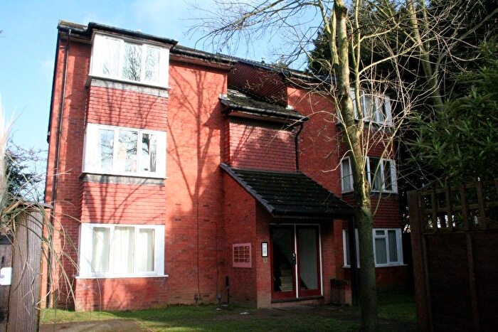 Studio To Rent In Mead Avenue, Langley, Slough, Berkshire, SL3