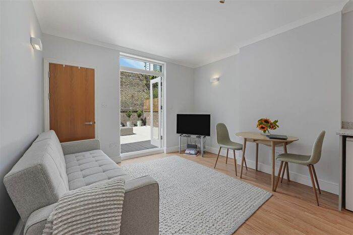 1 Bedroom Flat To Rent In Sedlescombe Road, Fulham, SW6