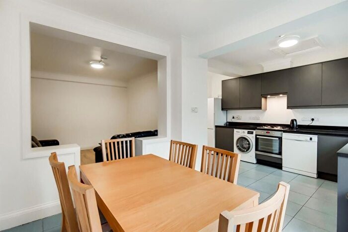 4 Bedroom Terraced House To Rent In Park Drive, Acton, London, W3